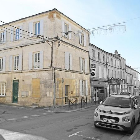 T2 Avec Verriere Situe En Hyper Centre Avec Wifi, Linge, Draps, Savons Et Serviettes Fournis Cognac Exterior foto