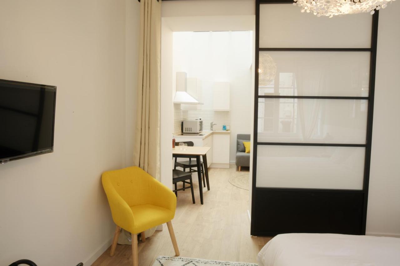 T2 Avec Verriere Situe En Hyper Centre Avec Wifi, Linge, Draps, Savons Et Serviettes Fournis Cognac Exterior foto