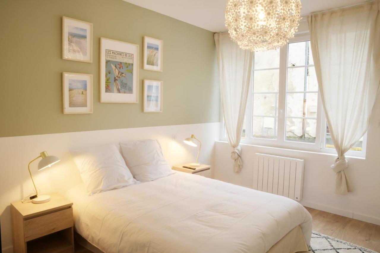 T2 Avec Verriere Situe En Hyper Centre Avec Wifi, Linge, Draps, Savons Et Serviettes Fournis Cognac Exterior foto