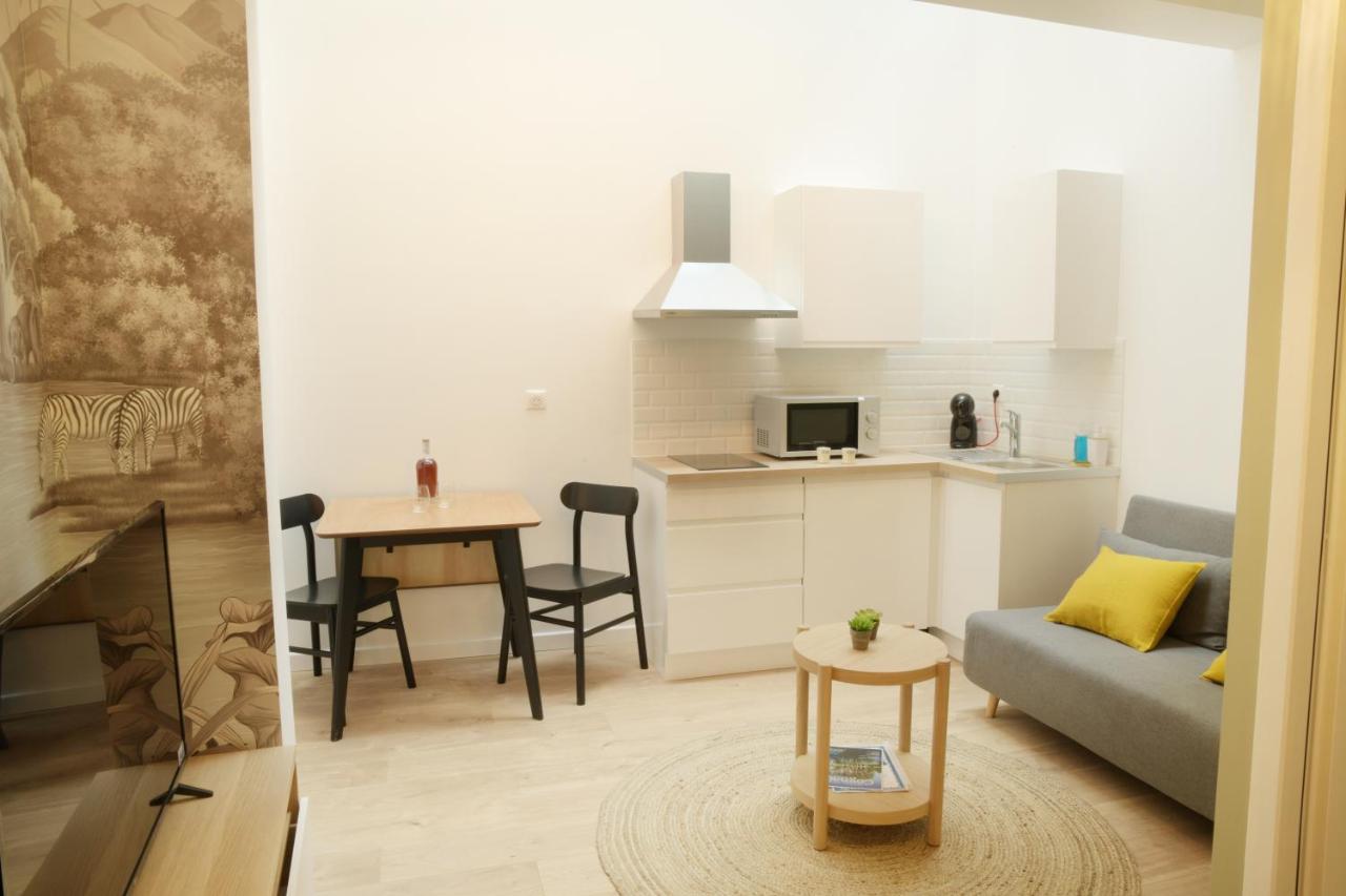 T2 Avec Verriere Situe En Hyper Centre Avec Wifi, Linge, Draps, Savons Et Serviettes Fournis Cognac Exterior foto